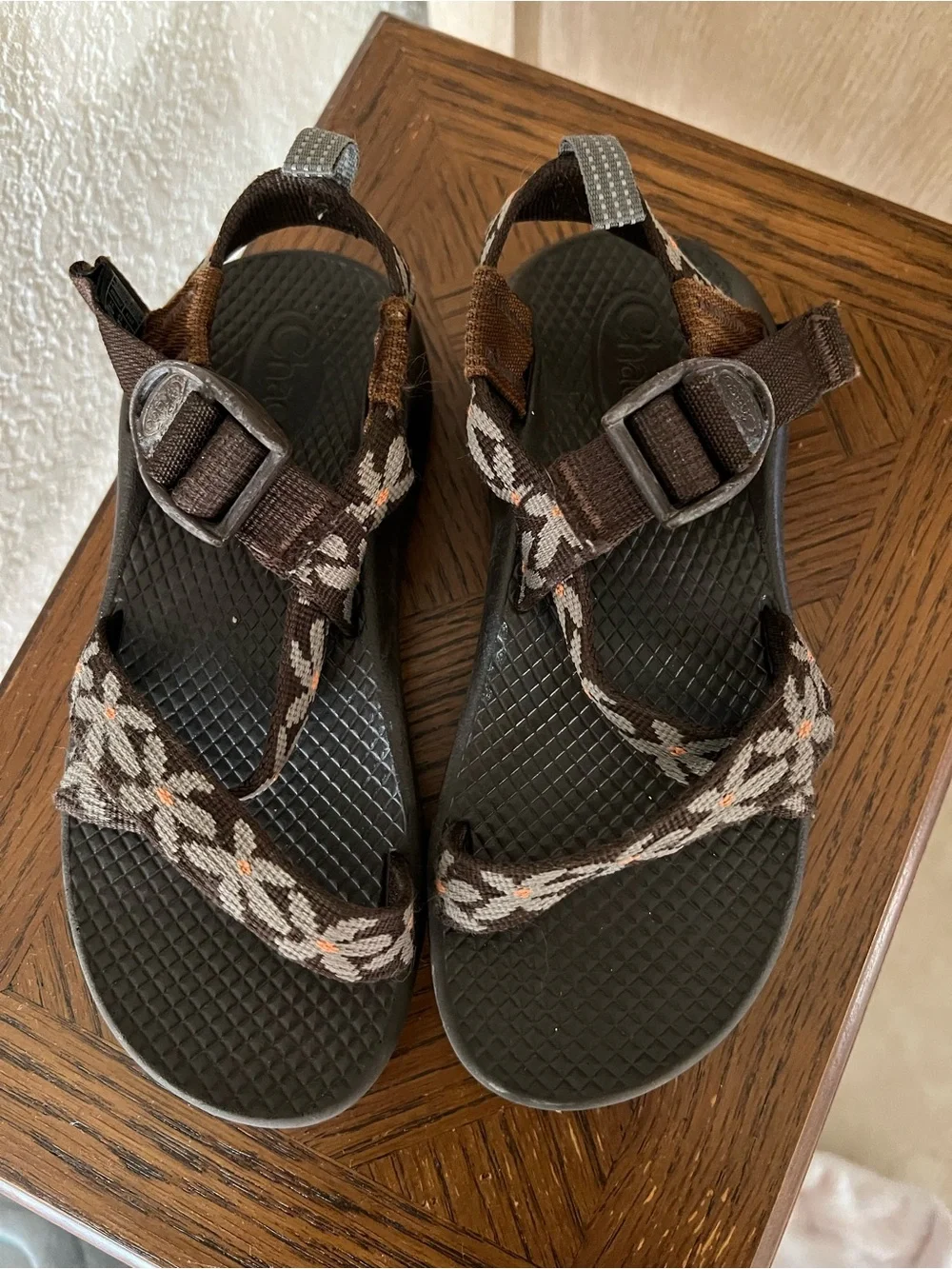 Chaco Girls Brown Floral Strap Sport Sandals